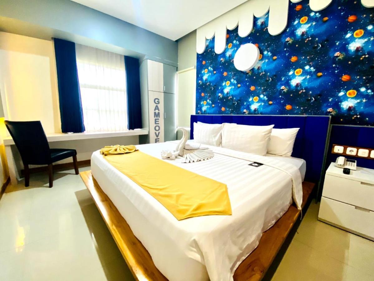 Luminor Hotel Banyuwangi By Wh Buitenkant foto