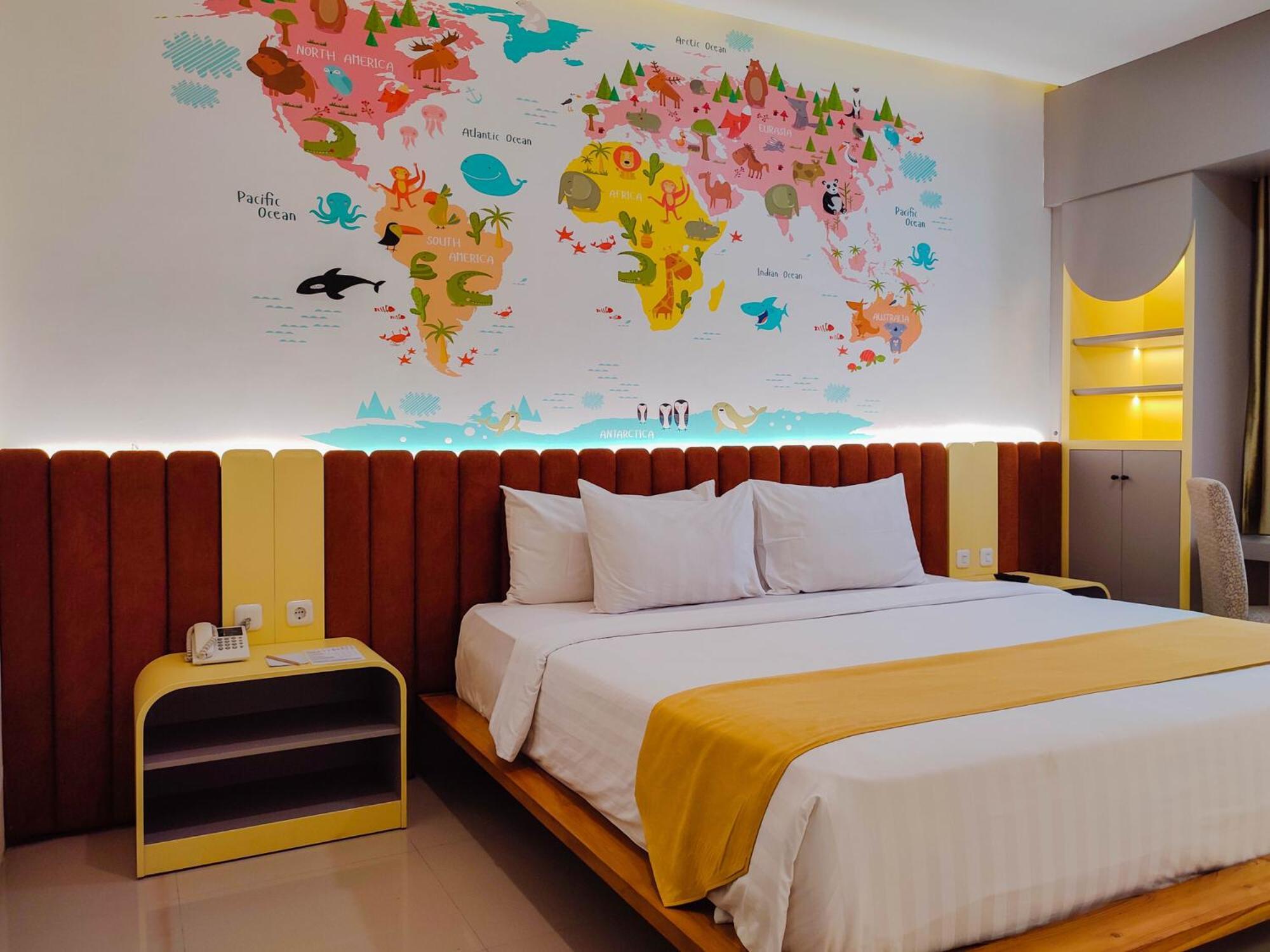 Luminor Hotel Banyuwangi By Wh Buitenkant foto