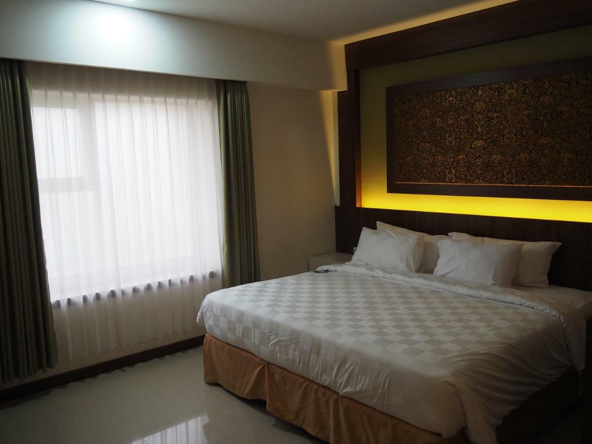 Luminor Hotel Banyuwangi By Wh Buitenkant foto