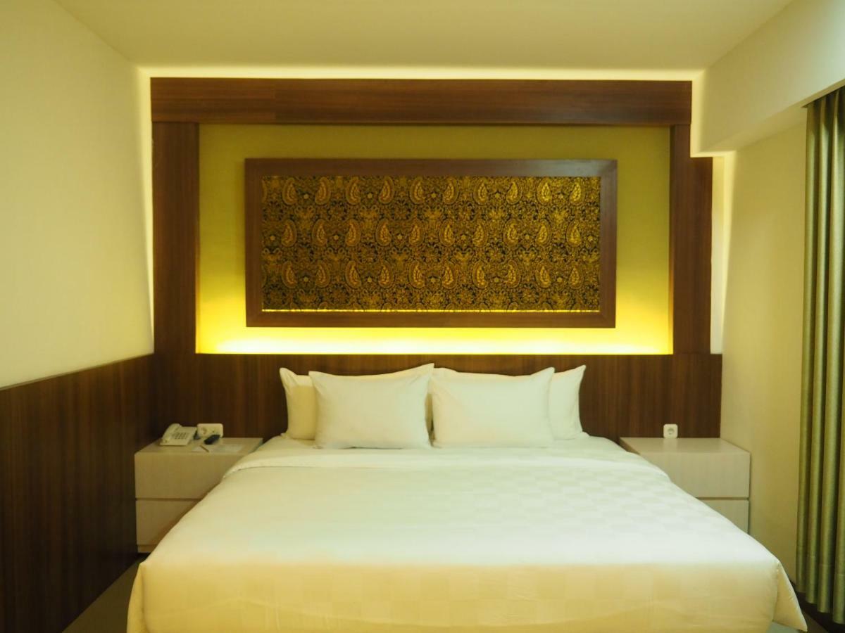 Luminor Hotel Banyuwangi By Wh Buitenkant foto