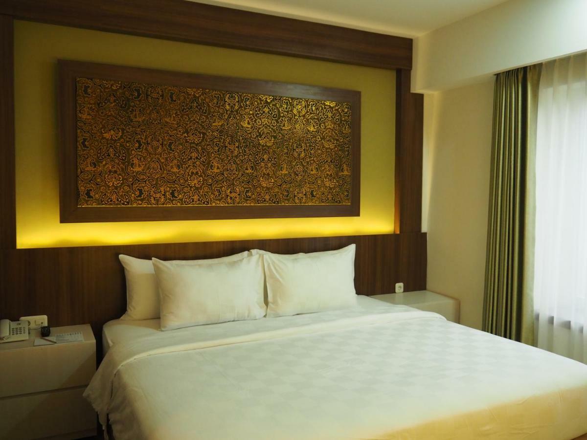 Luminor Hotel Banyuwangi By Wh Buitenkant foto