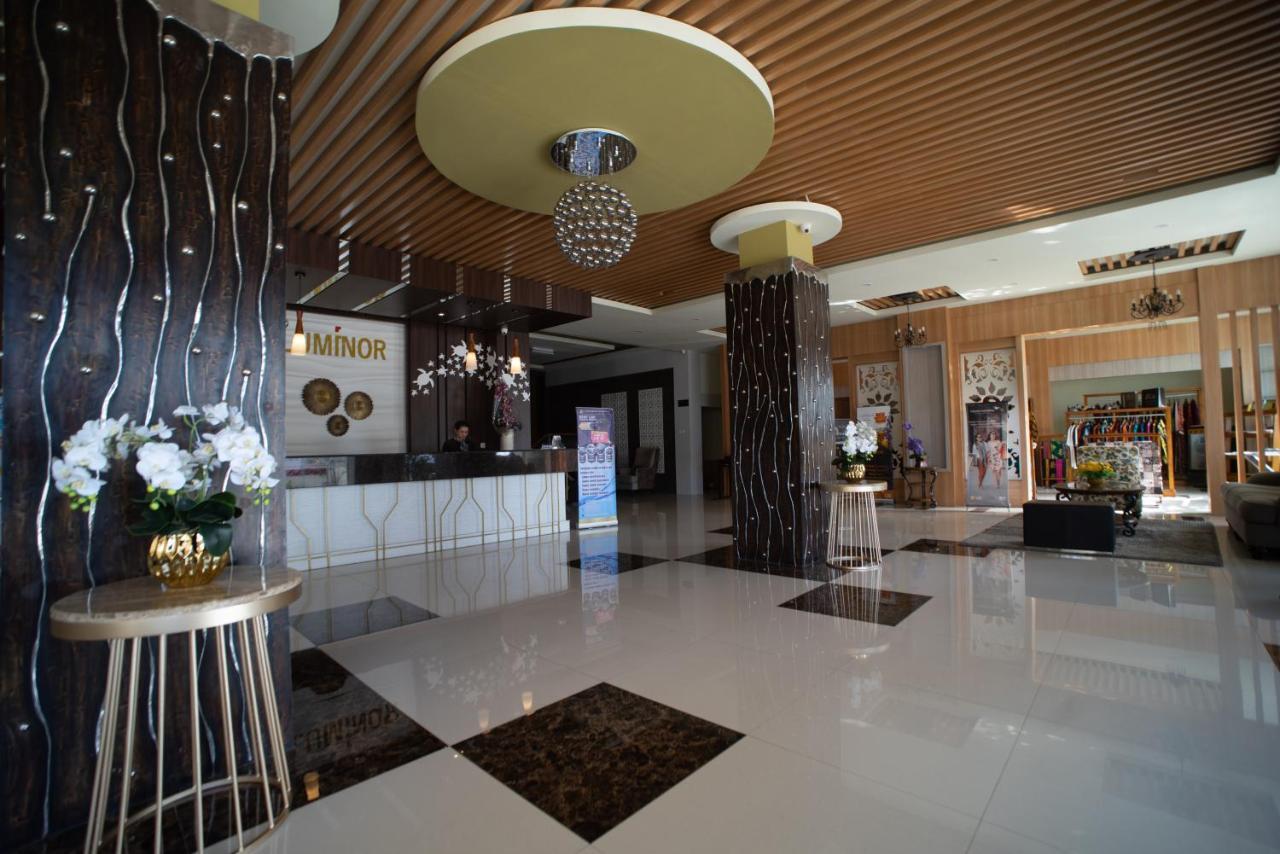 Luminor Hotel Banyuwangi By Wh Buitenkant foto