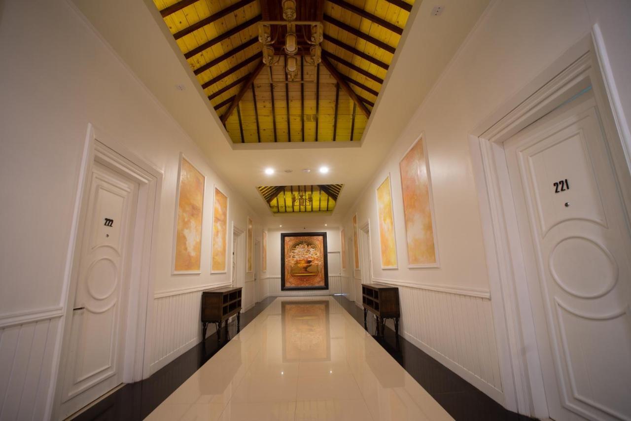 Luminor Hotel Banyuwangi By Wh Buitenkant foto