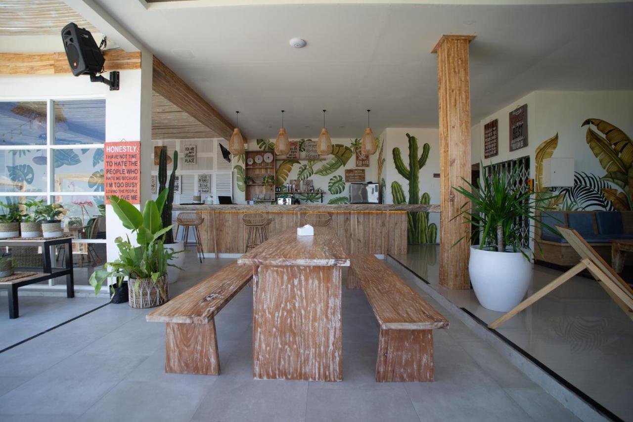 Luminor Hotel Banyuwangi By Wh Buitenkant foto